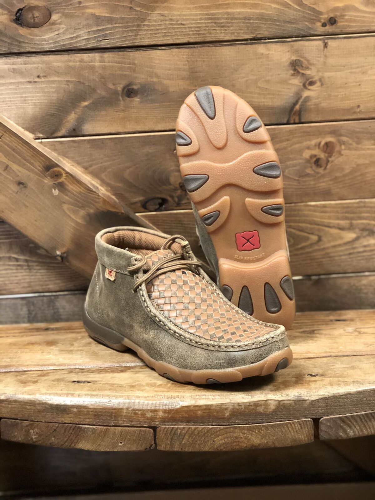 Women's Casual Shoes