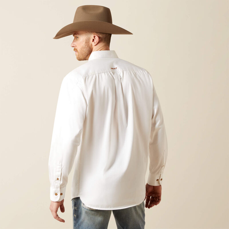 ARIAT Men's Solid Twill Classic Fit White Button Up Dress Shirt