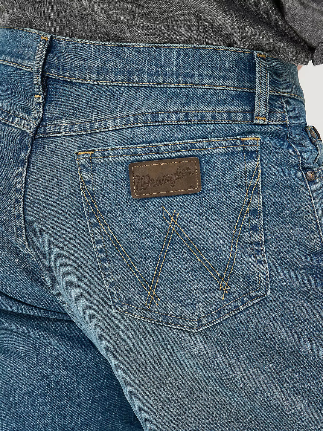 WRANGLER MEN'S CODY JOHNSON 20X® ADVANCED COMFORT 01 COMPETITION BLUE STONE RELAXED FIT JEAN