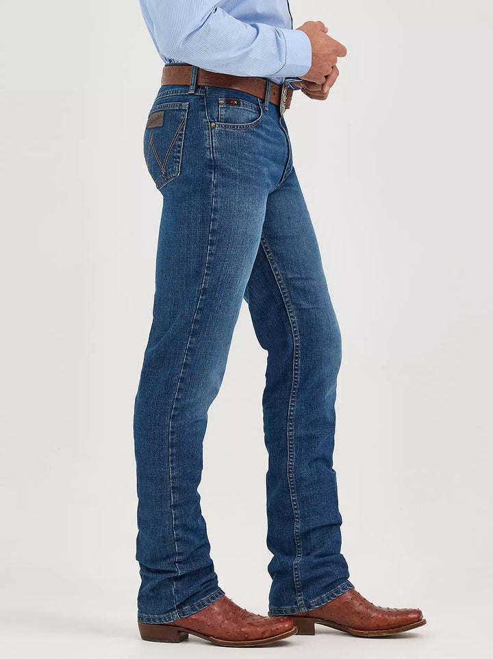 WRANGLER MEN'S CODY JOHNSON 20X® ADVANCED COMFORT 02 COMPETITION MOONLIGHT REGULAR FIT JEAN