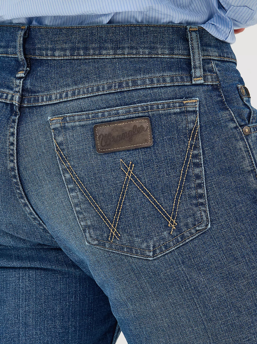 WRANGLER MEN'S CODY JOHNSON 20X® ADVANCED COMFORT 02 COMPETITION MOONLIGHT REGULAR FIT JEAN