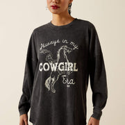 Close-up of Ariat Canvas Women’s Oversized T-Shirt fabric and stitching detail