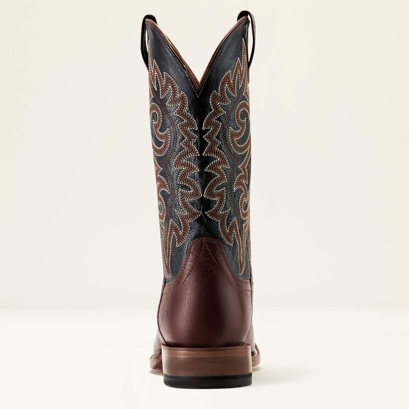 Back heel view of Ariat Highbluff Cowboy Boot with pull-on tabs