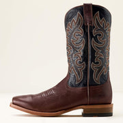 Side profile of Ariat Highbluff Cowboy Boot highlighting premium leather.