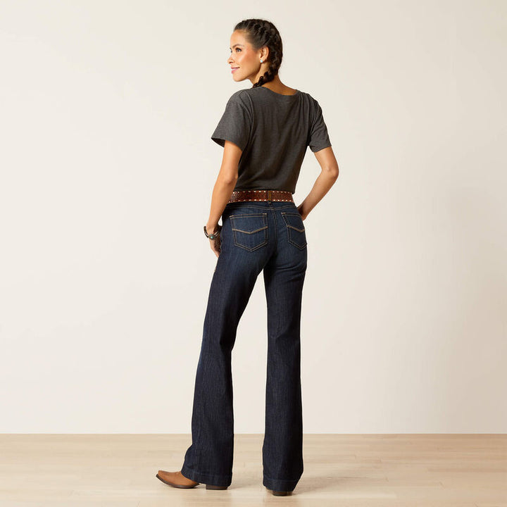 Back pocket detail of Ophelia Perfect Rise Trouser Jeans