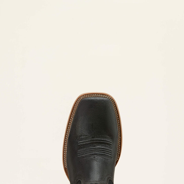 Top-down view of ARIAT Sidewinder men’s boots highlighting wide square toe