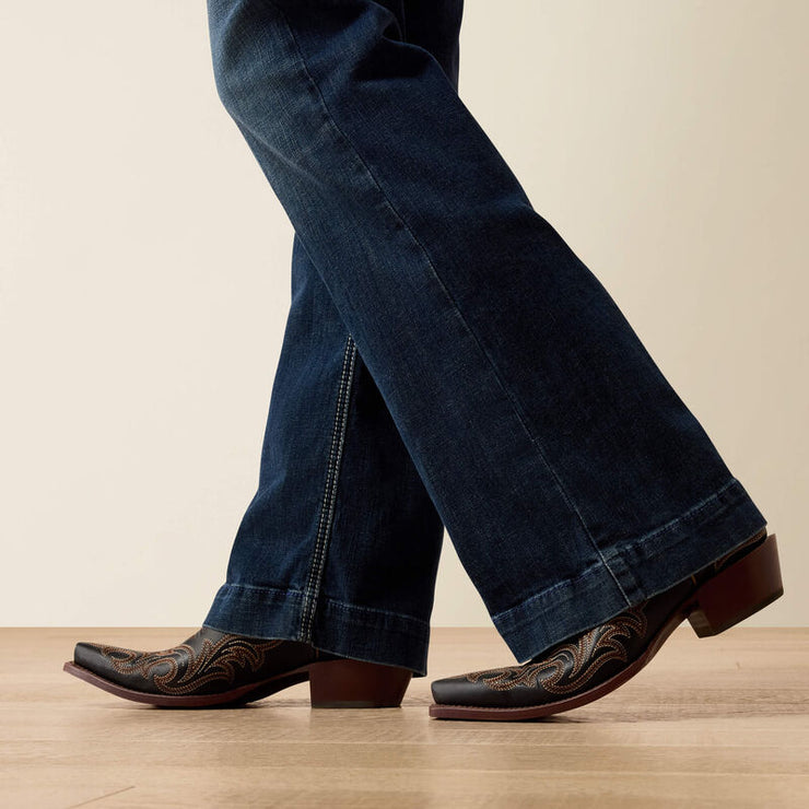 Aisha Perfect Rise Wide Leg Jeans worn over cowgirl boots