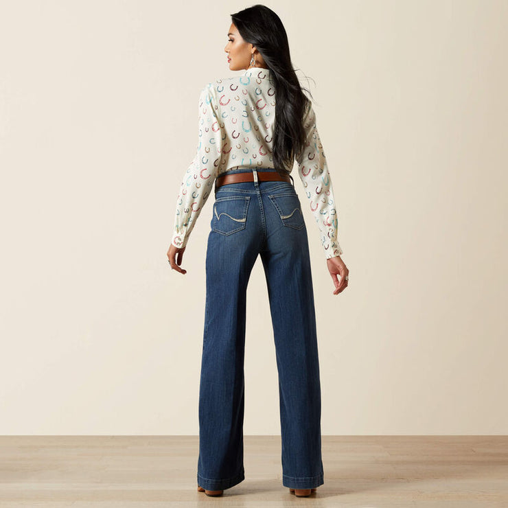 Back pockets of Rosalie wide leg ultra high rise jeans